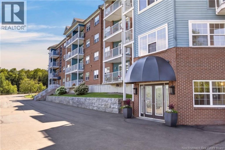 1 Golf Greens Unit# 413, Fredericton, New Brunswick, E3B9T9