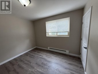 300 ATHOL STREET Whitby (Downtown Whitby) Ontario photo 13
