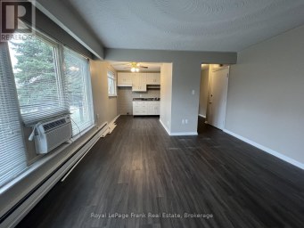 300 ATHOL STREET Whitby (Downtown Whitby) Ontario photo 14