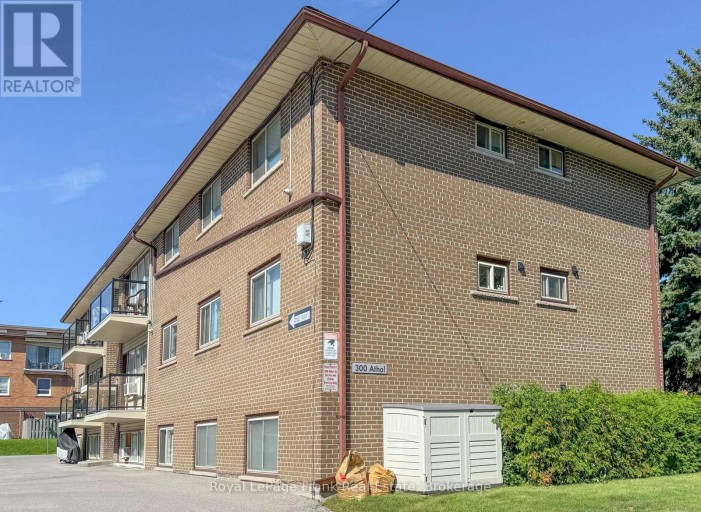 300 ATHOL STREET, Whitby (Downtown Whitby), Ontario, L1N3Z4