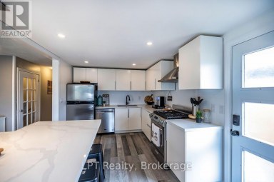 755 WESLEY DRIVE Oshawa (Donevan) Ontario photo 4