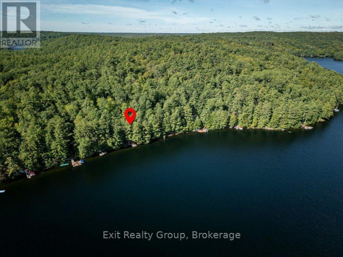 2010 SHABOMEKA LAKE, Frontenac (Frontenac North), Ontario, K0H1K0