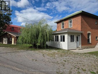 10 HILL STREET Selwyn Ontario photo 1