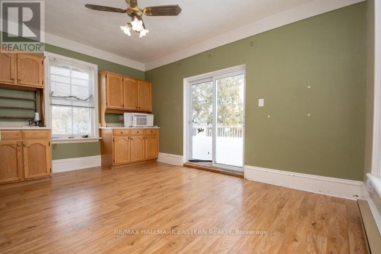 10 HILL STREET, Selwyn, Ontario, K0L2H0
