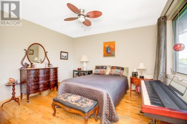 9 CONCESSION STREET W Trent Hills (Warkworth) Ontario photo 12