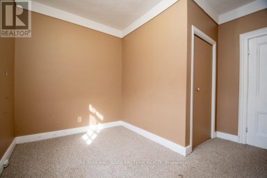 10 HILL STREET Selwyn Ontario photo 19