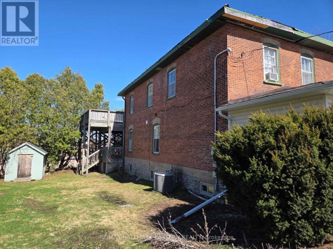10 HILL STREET, Selwyn, Ontario, K0L2H0
