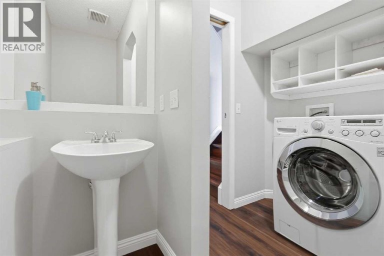 129 Hidden Spring Circle NW, Calgary, Alberta, T3A5H4