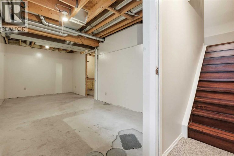 129 Hidden Spring Circle NW, Calgary, Alberta, T3A5H4