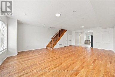 13 - 220 DISSETTE STREET Bradford West Gwillimbury (Bradford) Ontario photo 13