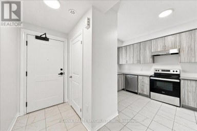 13 - 220 DISSETTE STREET Bradford West Gwillimbury (Bradford) Ontario photo 4