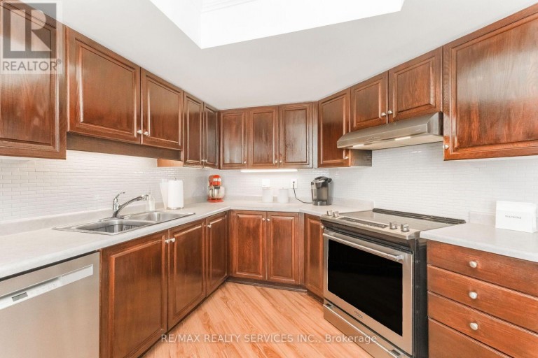 1606 - 20 CHERRYTREE DRIVE, Brampton (Fletcher's Creek South), Ontario, L6Y3V1