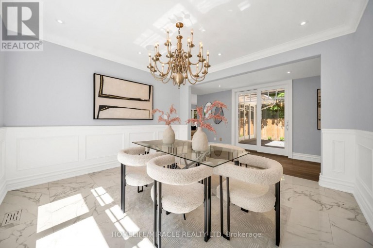 271 OAKHILL ROAD, Mississauga (Mineola), Ontario, L5G2P8