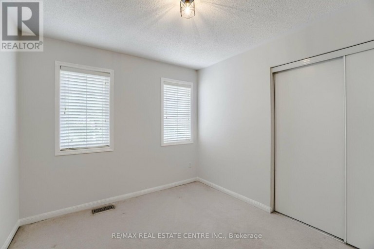 2298 GRAND OAK TRAIL, Oakville (WM Westmount), Ontario, L6M4X2
