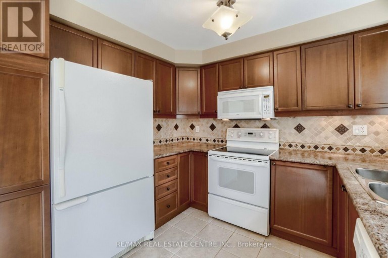 2298 GRAND OAK TRAIL, Oakville (WM Westmount), Ontario, L6M4X2