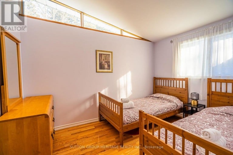99 BOWEN ROAD, Kawartha Lakes (Mariposa), Ontario, L9L1B6