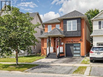 16 DONLEVY CRESCENT Whitby (Taunton North) Ontario photo 2