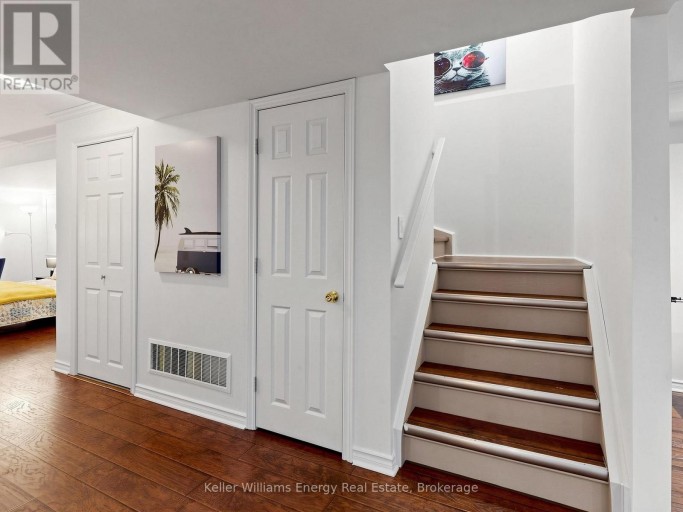 16 DONLEVY CRESCENT, Whitby (Taunton North), Ontario, L1R0B8