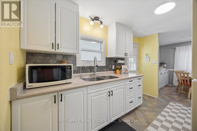 30 FLORA COURT Innisfil Ontario photo 15