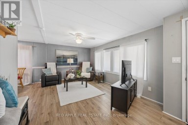 30 FLORA COURT Innisfil Ontario photo 26