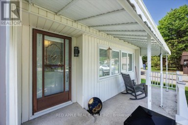 30 FLORA COURT Innisfil Ontario photo 3