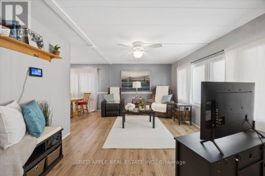30 FLORA COURT Innisfil Ontario photo 9