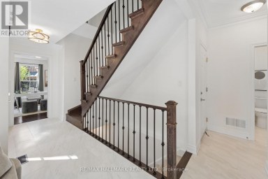 13 E J LENNOX WAY Markham (Unionville) Ontario photo 11