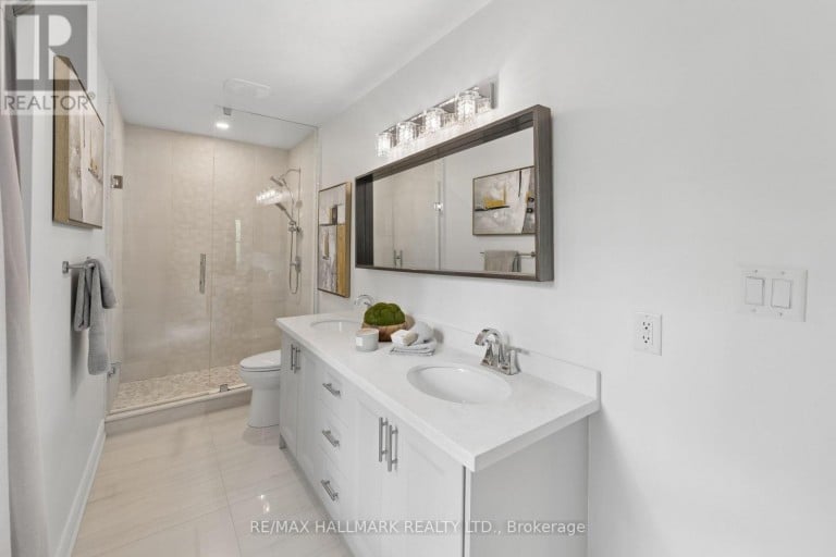 13 E J LENNOX WAY, Markham (Unionville), Ontario, L3R5K7