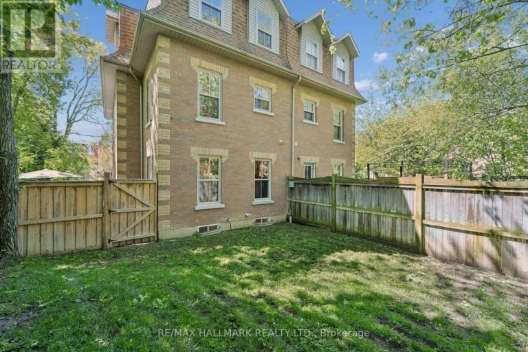 13 E J LENNOX WAY, Markham (Unionville), Ontario, L3R5K7