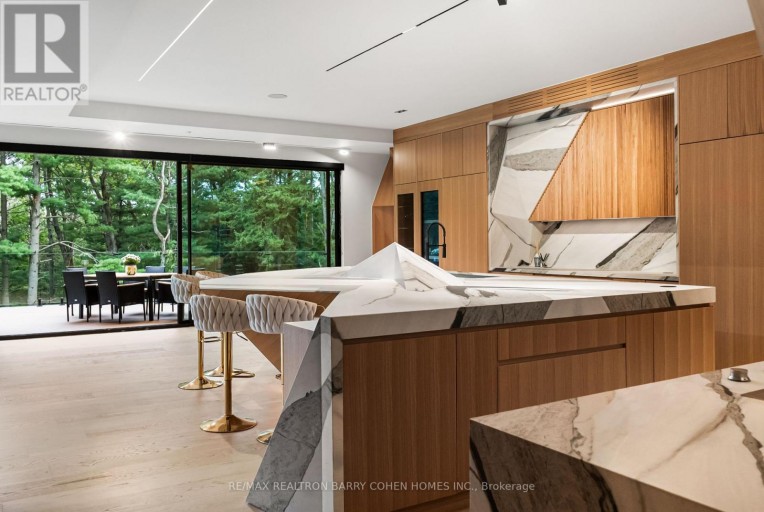 60 FOREST RIDGE ROAD, Richmond Hill, Ontario, L4E3L8