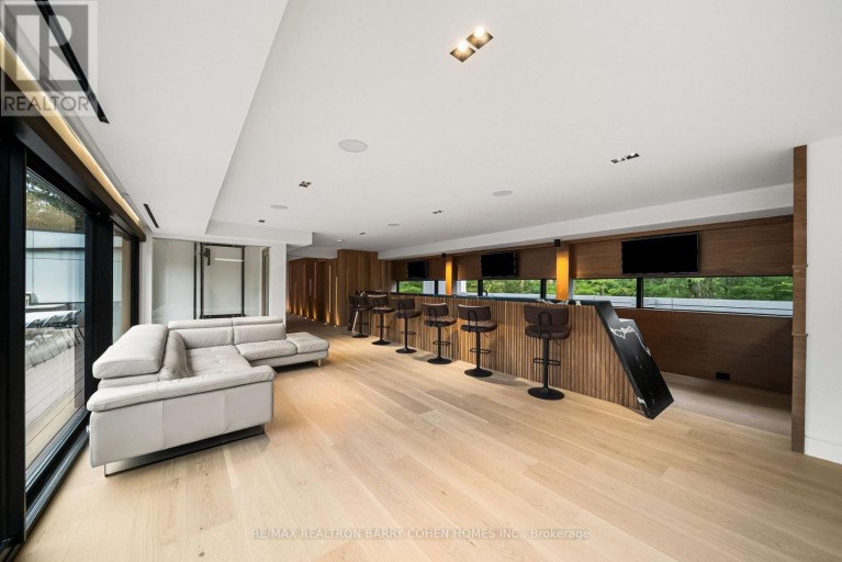 60 FOREST RIDGE ROAD, Richmond Hill, Ontario, L4E3L8