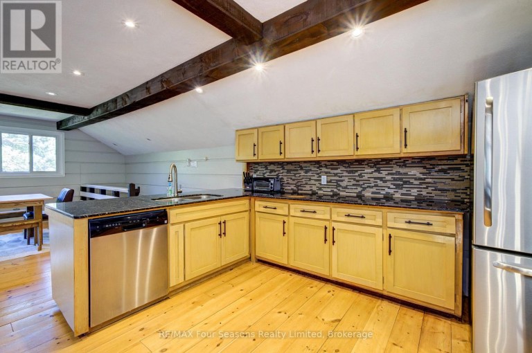 126 MARTIN GROVE N, Blue Mountains, Ontario, L9Y0N5