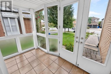 703 TWAIN AVENUE Mississauga (Meadowvale Village) Ontario photo 2