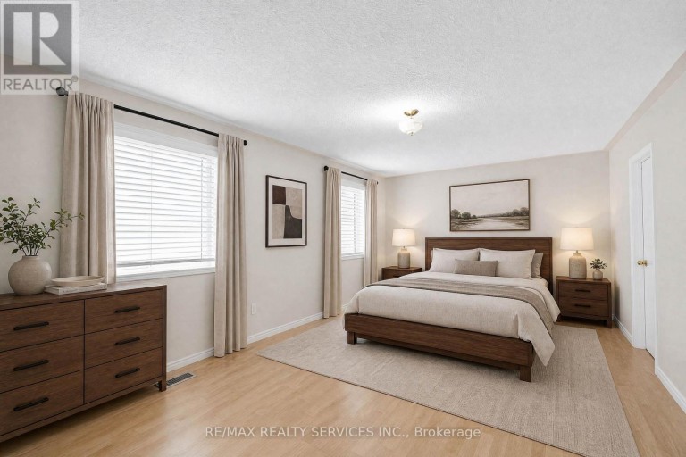 703 TWAIN AVENUE, Mississauga (Meadowvale Village), Ontario, L5W1K7