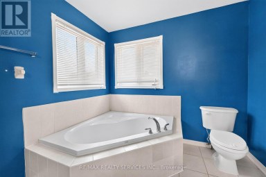 703 TWAIN AVENUE Mississauga (Meadowvale Village) Ontario photo 27