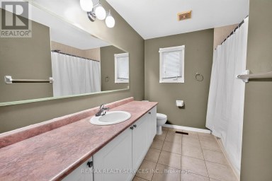 703 TWAIN AVENUE Mississauga (Meadowvale Village) Ontario photo 36