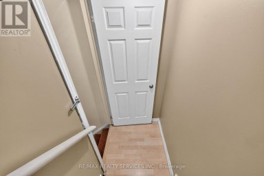 703 TWAIN AVENUE Mississauga (Meadowvale Village) Ontario photo 37