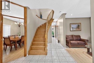 703 TWAIN AVENUE Mississauga (Meadowvale Village) Ontario photo 4