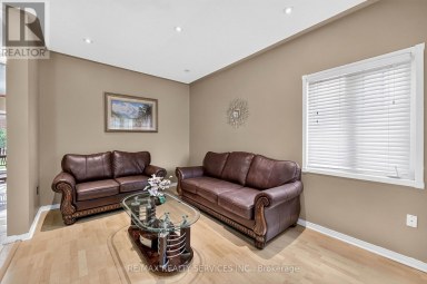 703 TWAIN AVENUE Mississauga (Meadowvale Village) Ontario photo 5