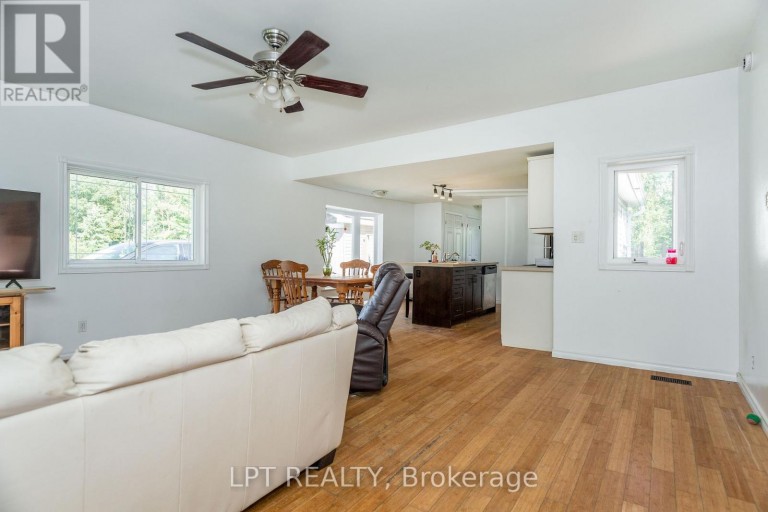 1430 MUSKOKA ROAD N, Gravenhurst (Muskoka (S)), Ontario, P1P1R7
