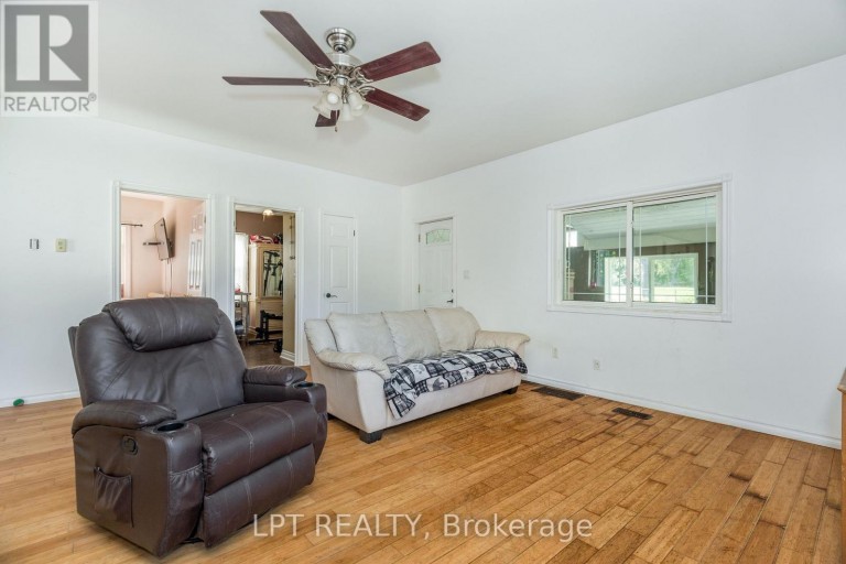 1430 MUSKOKA ROAD N, Gravenhurst (Muskoka (S)), Ontario, P1P1R7