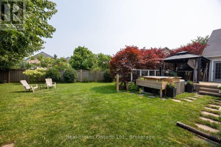 11 GREENAWAY CIRCLE, Port Hope, Ontario, L1A0B9