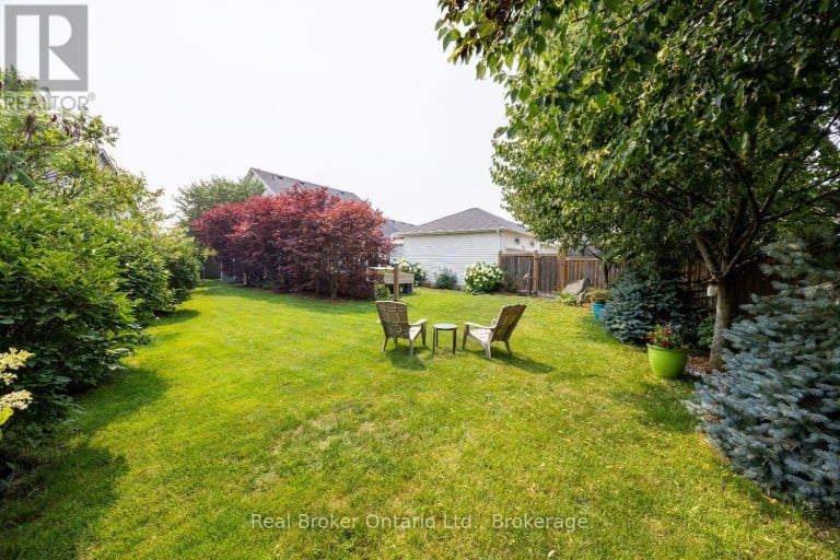 11 GREENAWAY CIRCLE, Port Hope, Ontario, L1A0B9
