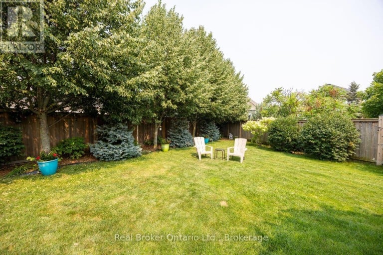 11 GREENAWAY CIRCLE, Port Hope, Ontario, L1A0B9