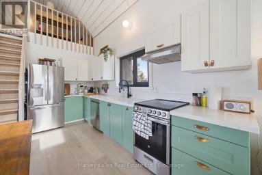 2175 COUNTY ROAD 7 Prince Edward County (North Marysburg Ward) Ontario photo 12