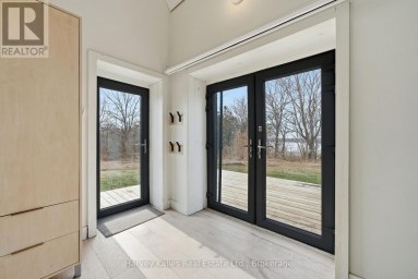 2175 COUNTY ROAD 7 Prince Edward County (North Marysburg Ward) Ontario photo 4