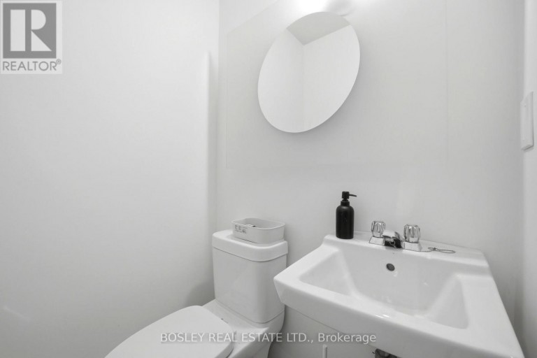 186-188 STRACHAN AVENUE, Toronto (Niagara), Ontario, M6J2S9