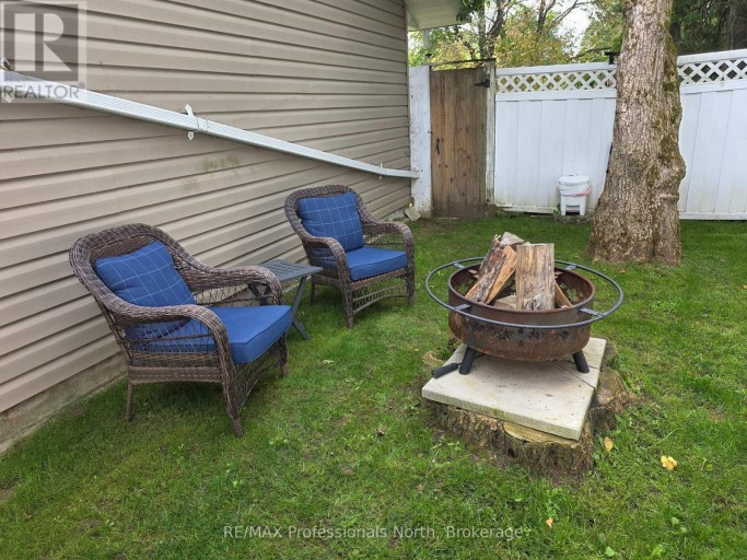2148 STISTED ROAD S, McMurrich/Monteith (Sprucedale), Ontario, P0A1Y0