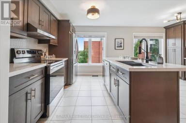 2 - 395 LINDEN DRIVE Cambridge Ontario photo 9