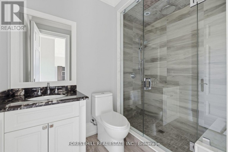 39 PATRICIA DRIVE E, King (King City), Ontario, L7B1H5